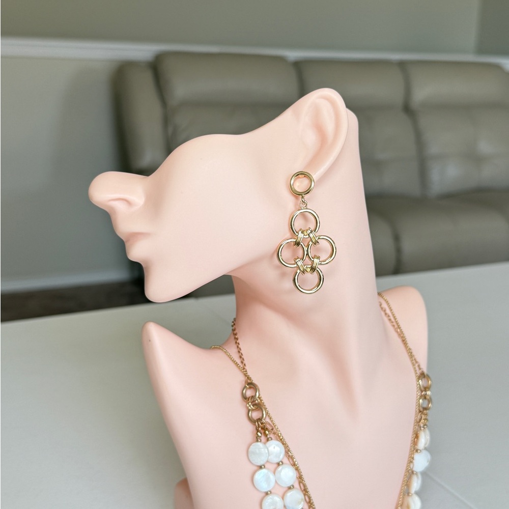 Gold-Link Drop Earrings - Elegant Women's Jewelry